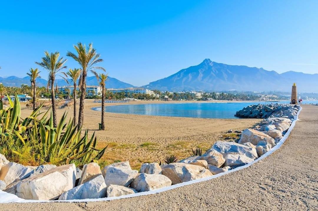 New & Beautiful Loft In Puerto Banus Leilighet Marbella Eksteriør bilde
