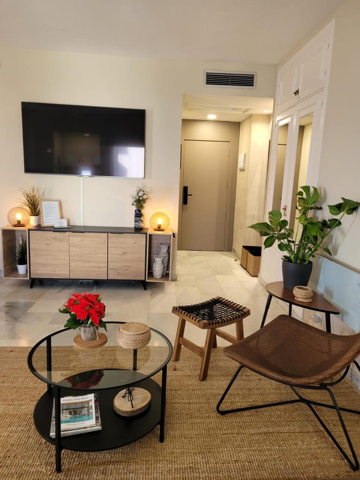 New & Beautiful Loft In Puerto Banus Leilighet Marbella Eksteriør bilde